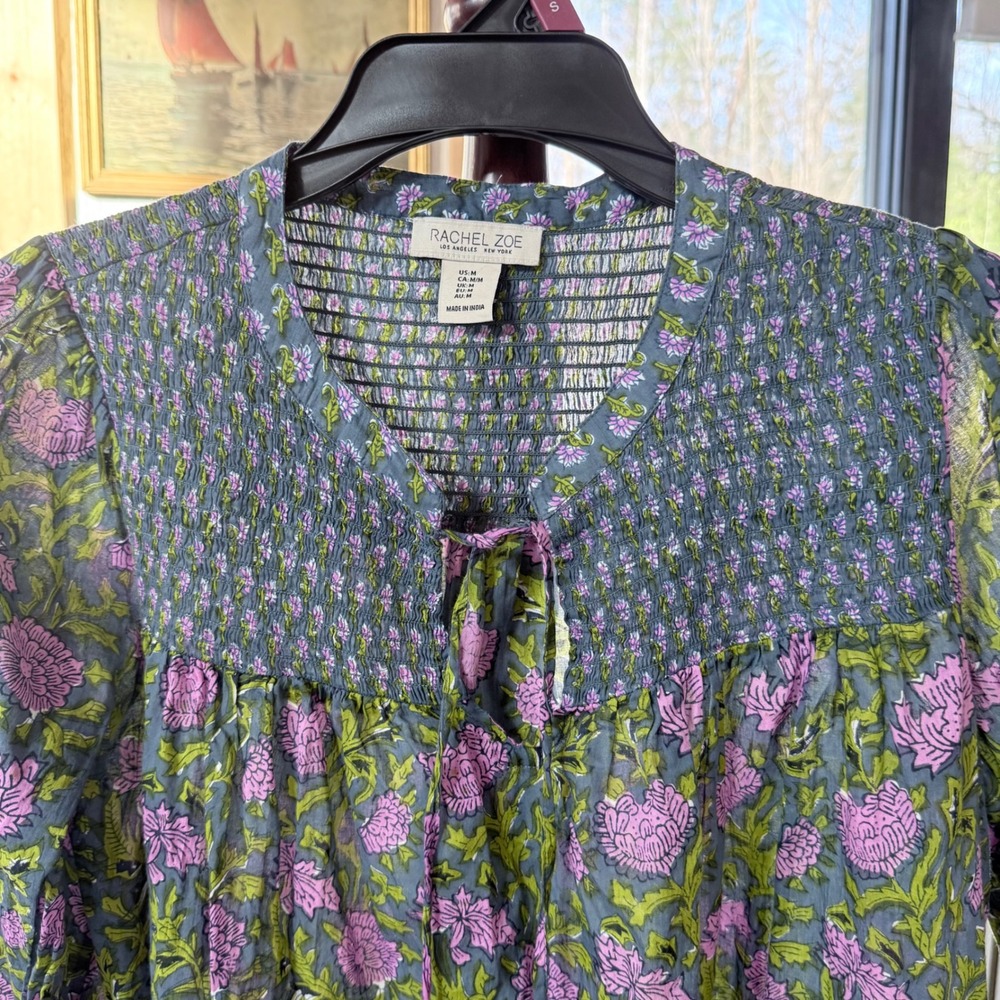 Rachel Zoe Floral 100% Cotton Smocked Blouse Blue Purple Boho Tassel Top Size M - Picture 4 of 9